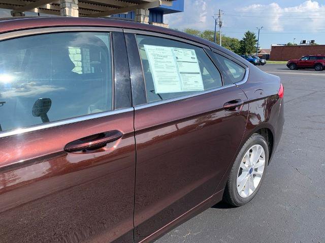 Certified 2019 Ford Fusion SE FWD image 14