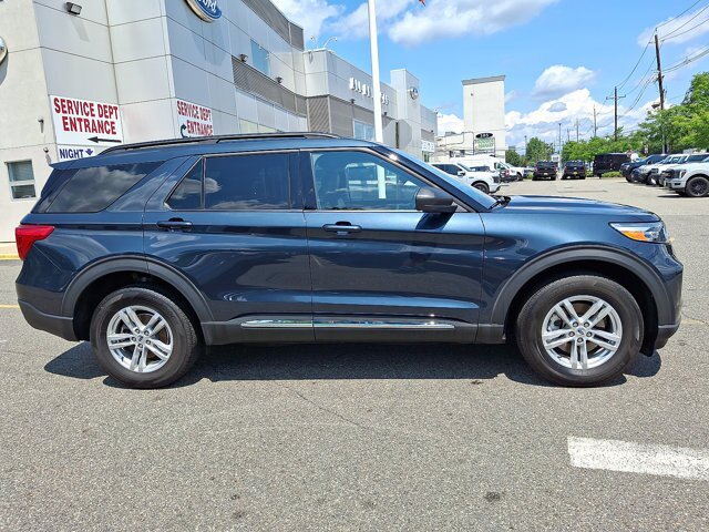 Certified 2023 Ford Explorer XLT w/ Equipment Group 202A AWD/4WD image 18
