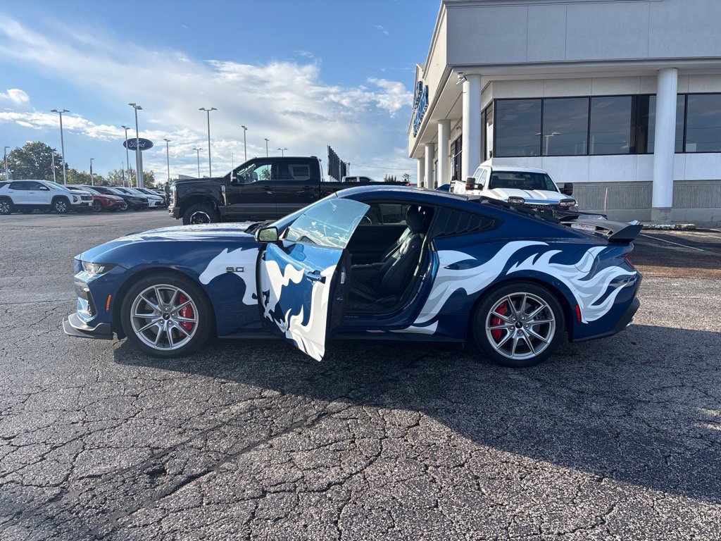 Certified 2024 Ford Mustang GT Premium RWD image 4