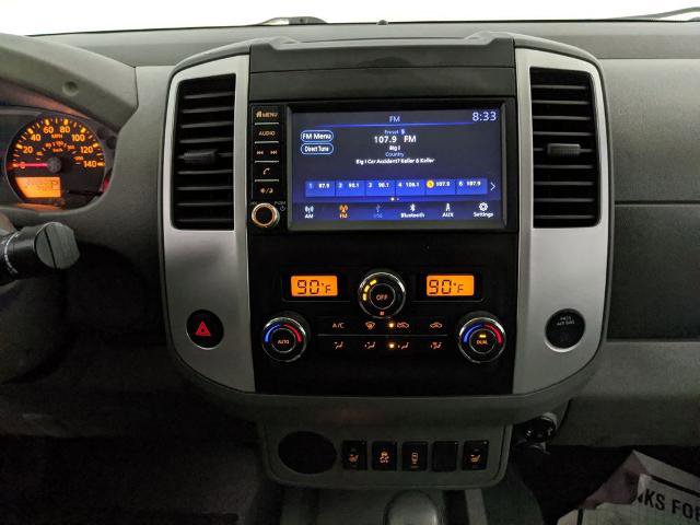 Used 2021 Nissan Frontier SV w/ Midnight Edition Floor Mats image 15