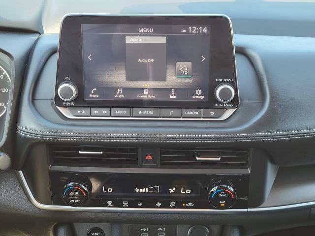 Used 2025 Nissan Rogue SV image 21