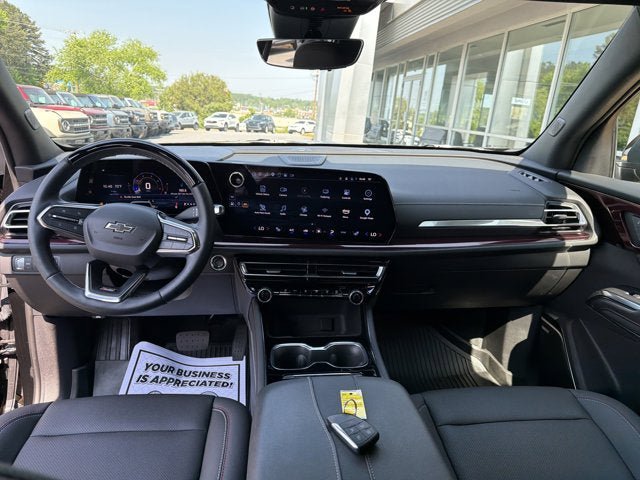 Used 2024 Chevrolet Traverse Z71 w/ Enhanced Driving Package AWD/4WD image 14