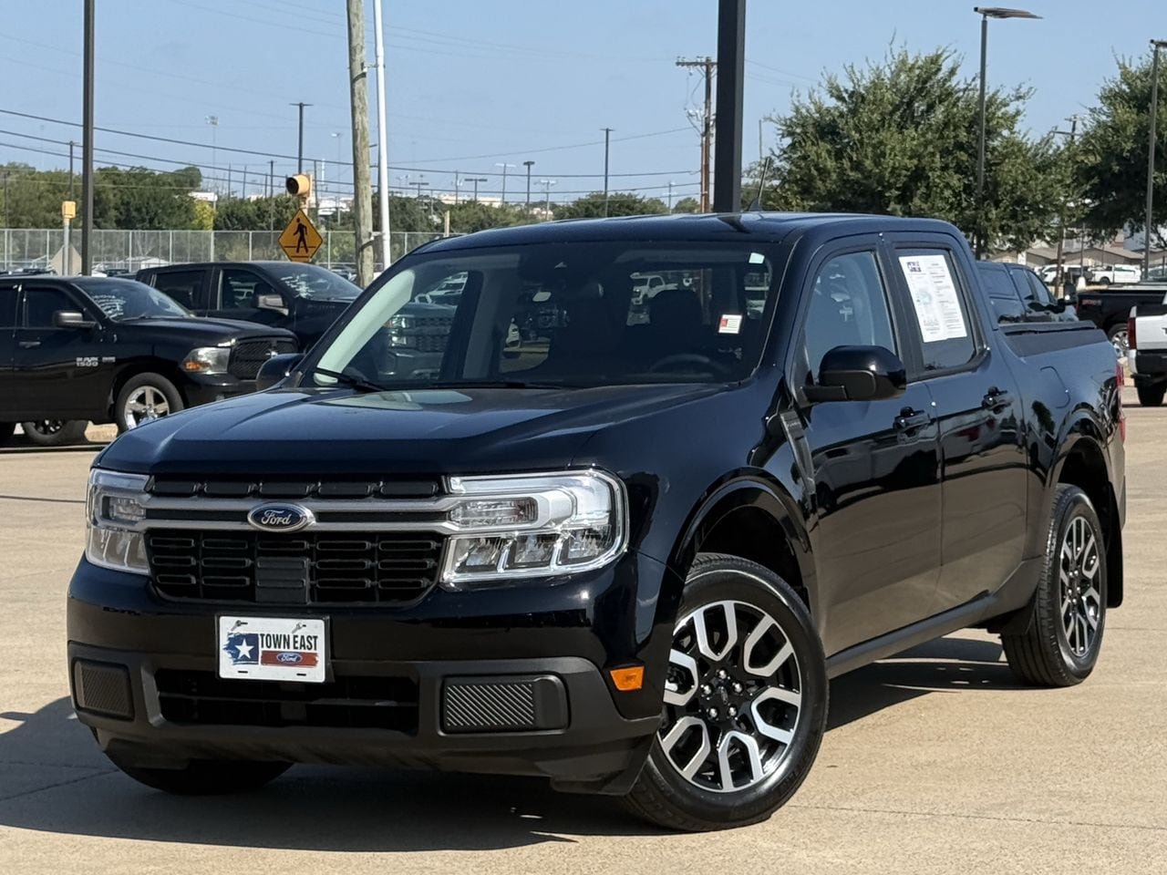 Certified 2024 Ford Maverick Lariat FWD image 2