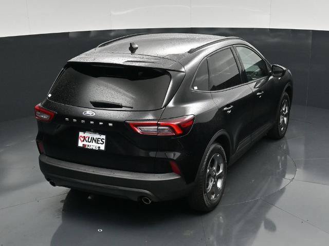 Certified 2025 Ford Escape ST-Line FWD image 34