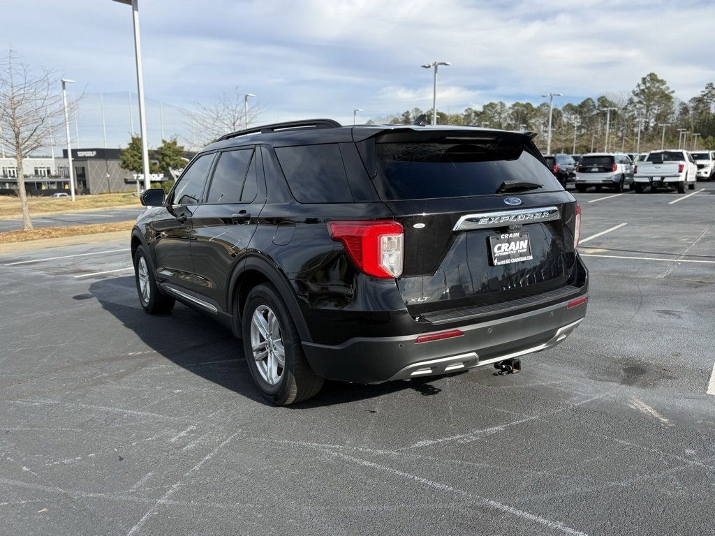 Certified 2023 Ford Explorer XLT w/ Equipment Group 202A image 3