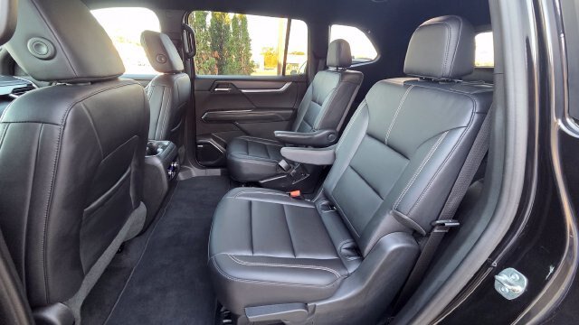 Used 2026 GMC Acadia Elevation w/ Elevation Premium Package FWD image 25