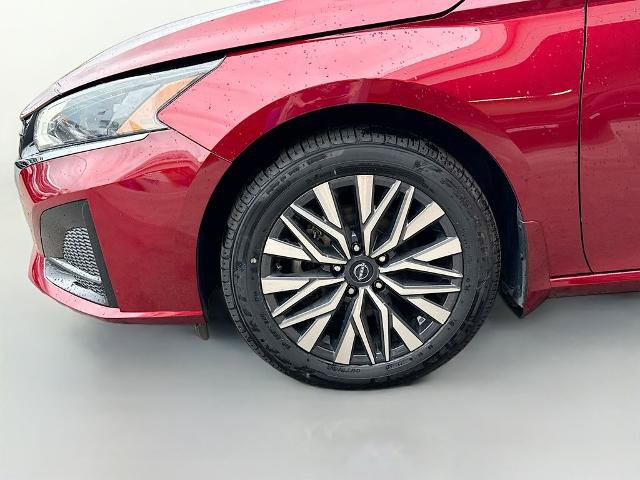 Used 2023 Nissan Altima 2.5 SV AWD/4WD image 22