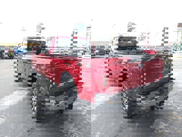 Certified 2022 Ford F350 Lariat w/ Lariat Value Package image 5