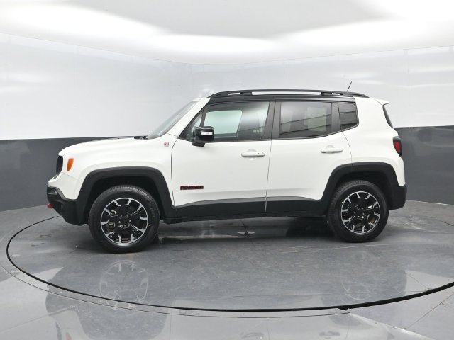 Used 2023 Jeep Renegade Trailhawk AWD/4WD image 4
