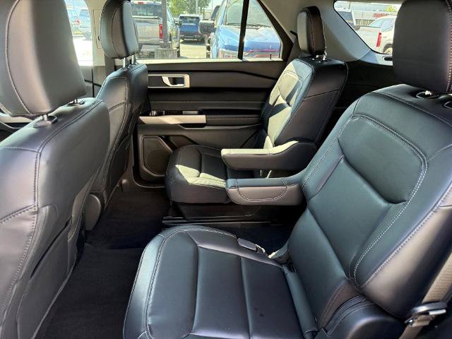 Certified 2023 Ford Explorer XLT w/ Equipment Group 202A AWD/4WD image 17