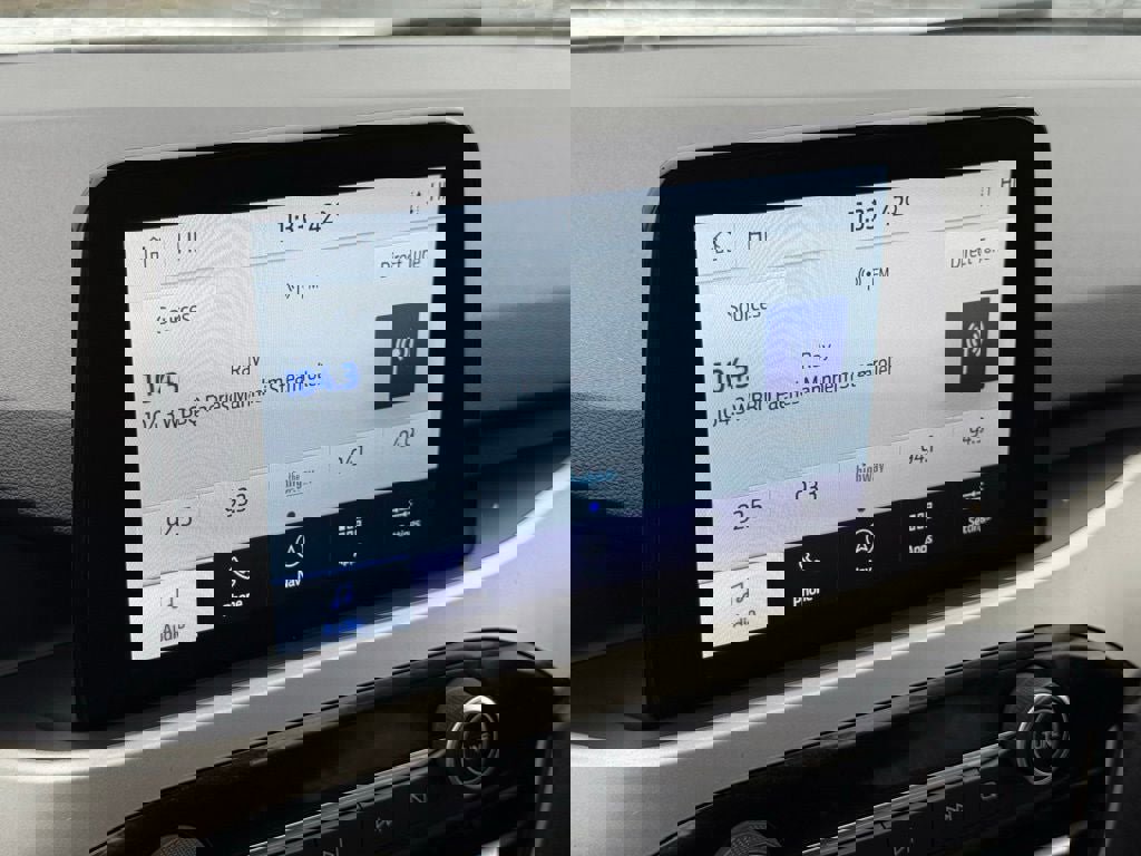 Certified 2022 Ford Escape SEL image 28