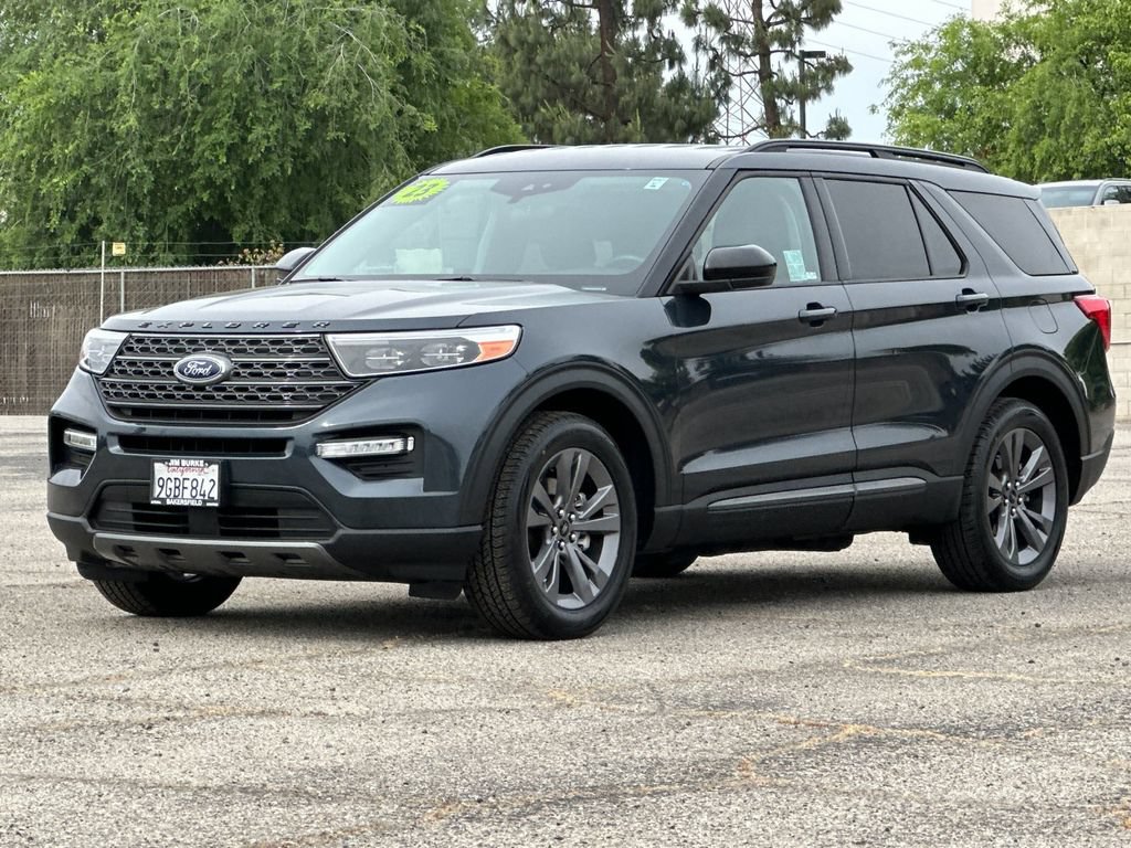 Certified 2023 Ford Explorer XLT w/ Equipment Group 202A RWD image 7