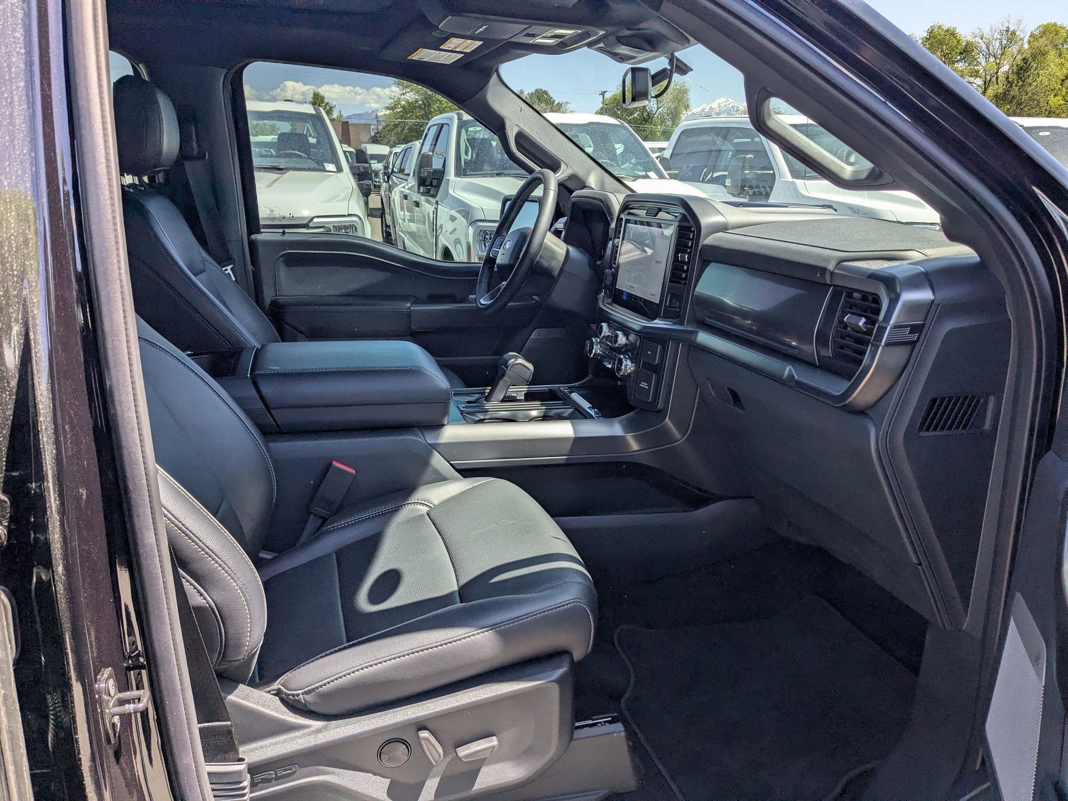 Certified 2025 Ford F150 Lariat AWD/4WD image 36