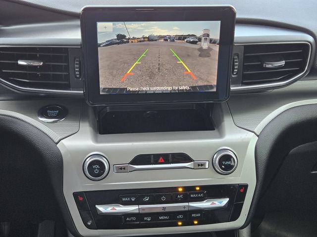 Certified 2022 Ford Explorer XLT w/ Equipment Group 202A AWD/4WD image 17