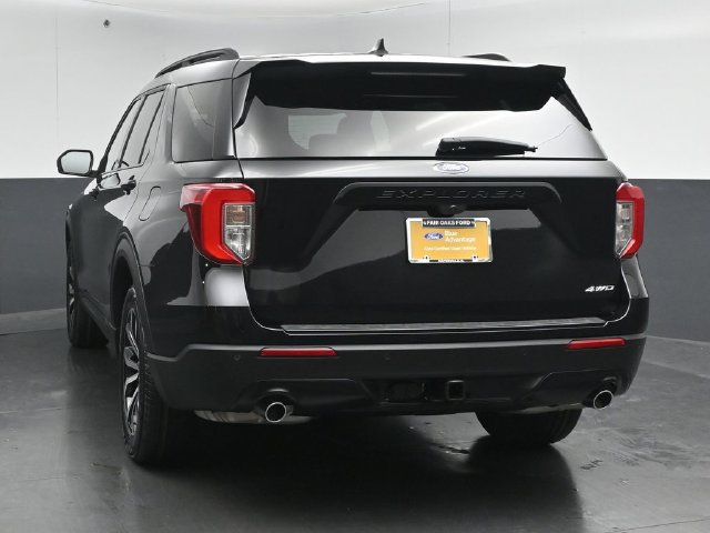 Certified 2024 Ford Explorer ST-Line w/ Class IV Trailer Tow Package AWD/4WD image 6