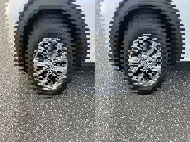 Certified 2023 Ford Explorer XLT w/ Equipment Group 202A image 33