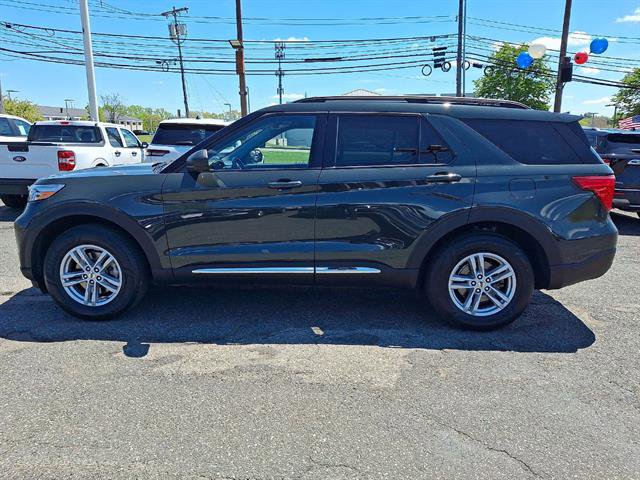 Certified 2023 Ford Explorer XLT w/ Equipment Group 202A AWD/4WD image 5