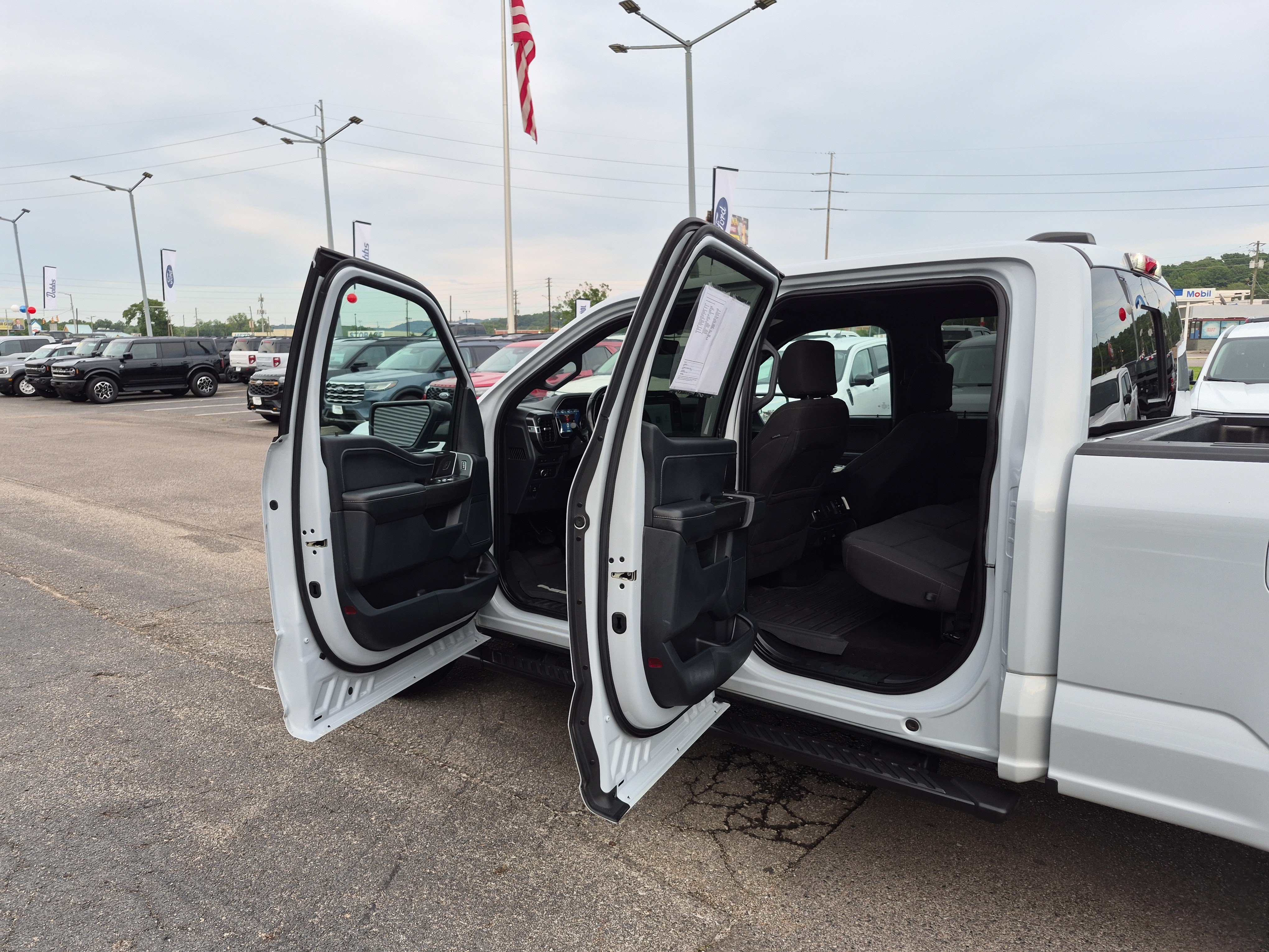 Certified 2022 Ford F150 XLT w/ Equipment Group 302A High AWD/4WD image 17