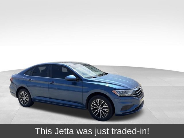 Used 2020 Volkswagen Jetta SE w/ SE Cold Weather Package
