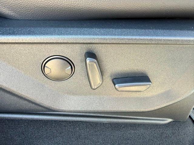Certified 2025 Ford F250 Lariat w/ Tremor Off-Road Package image 38