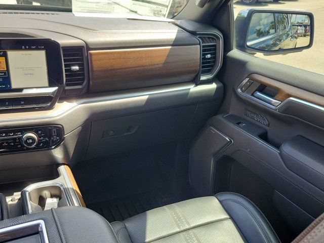 Used 2022 Chevrolet Silverado 1500 High Country RWD image 21