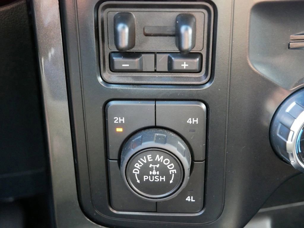 Certified 2022 Ford F150 XLT w/ Equipment Group 302A High image 25