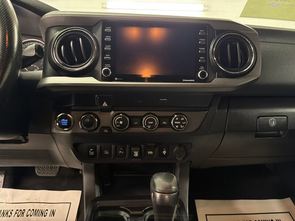 Used 2020 Toyota Tacoma TRD Off-Road w/ Technology Package AWD/4WD image 21