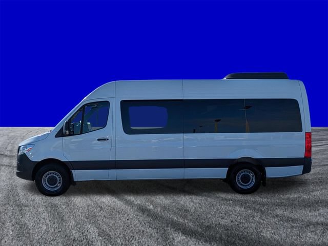 Used 2025 Mercedes-Benz Sprinter 2500 image 7