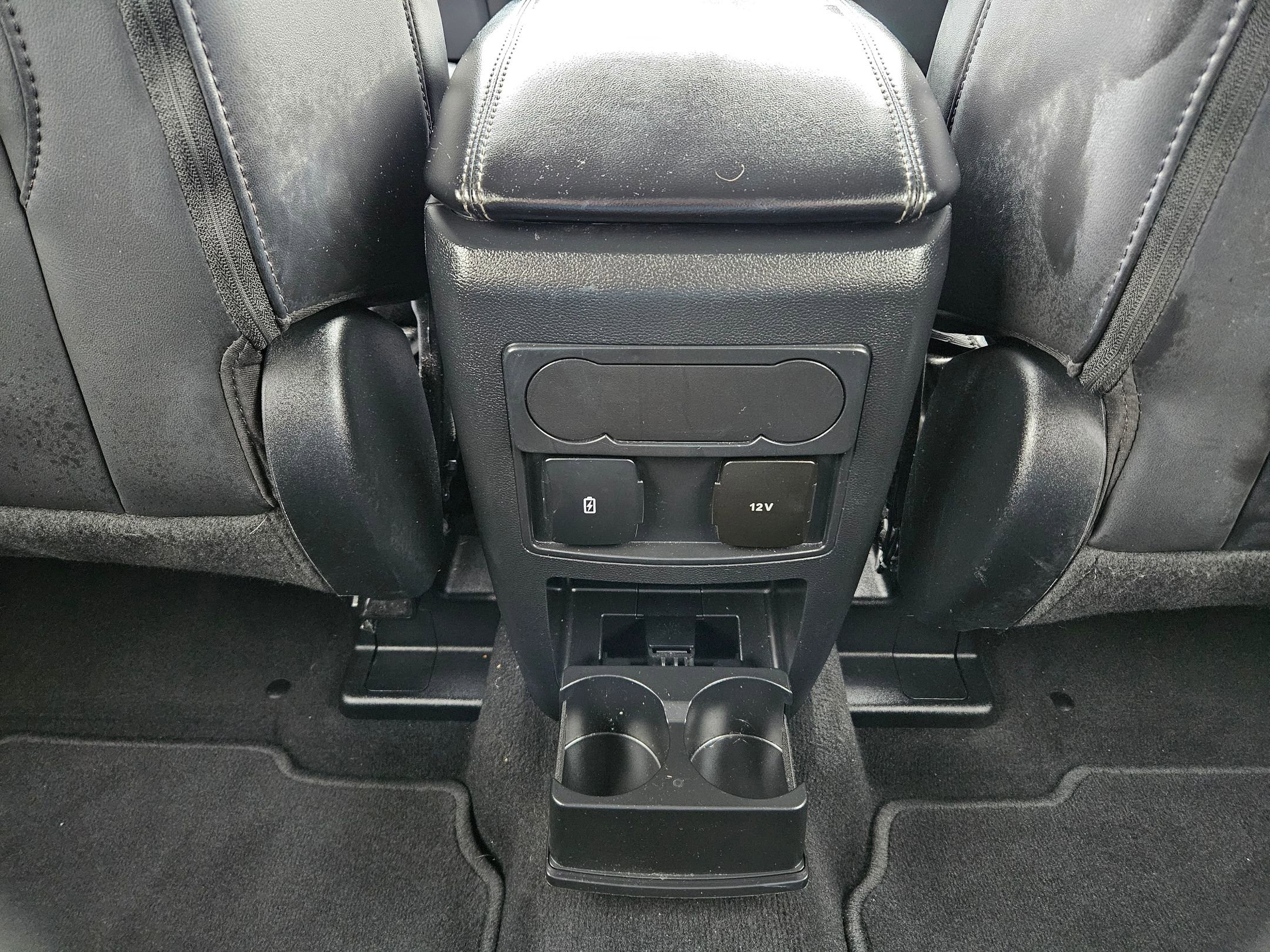 Certified 2022 Ford Explorer XLT w/ Equipment Group 202A image 20