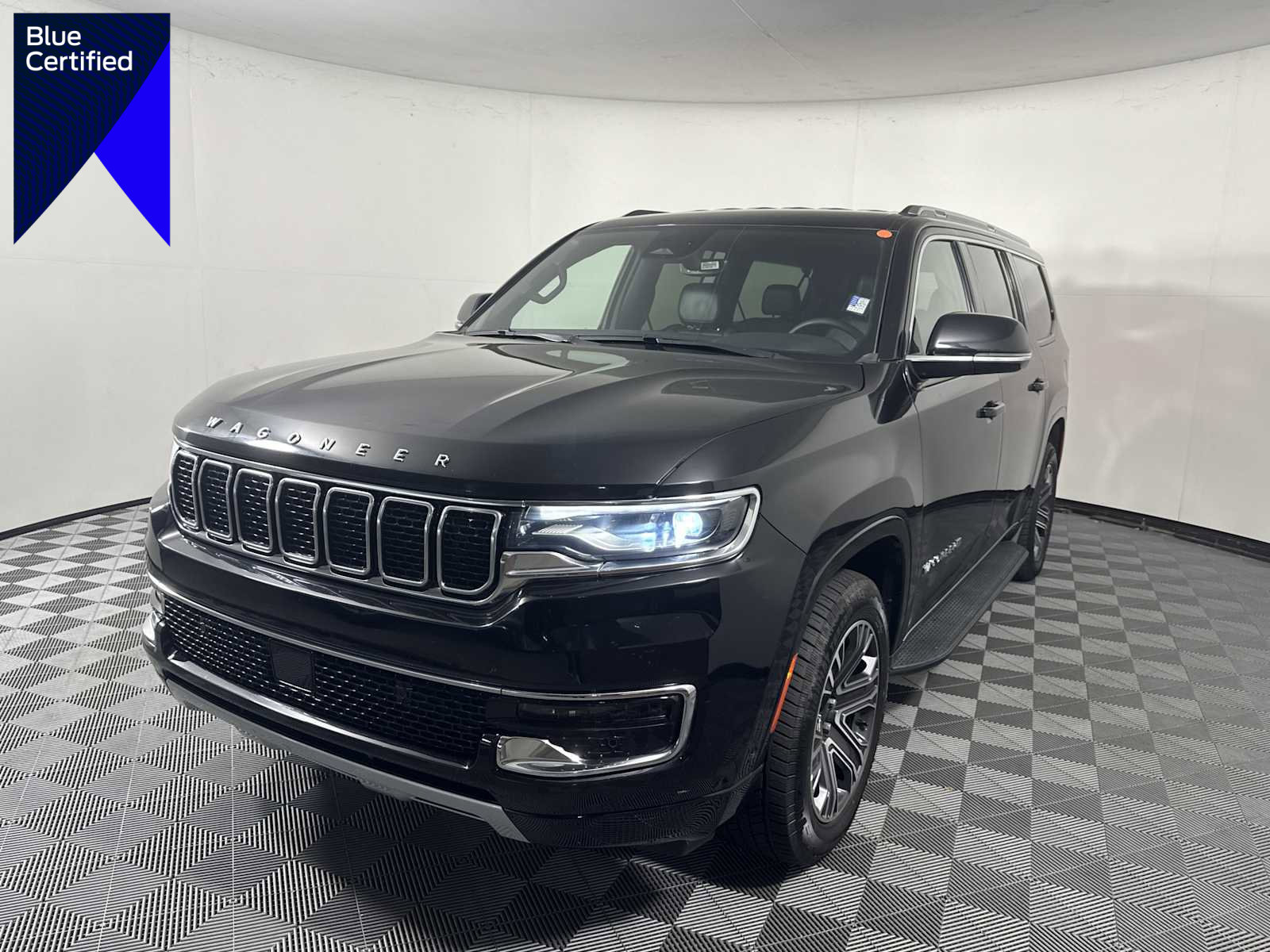 Used 2024 Jeep Wagoneer L Series II w/ Flexible Seating Group