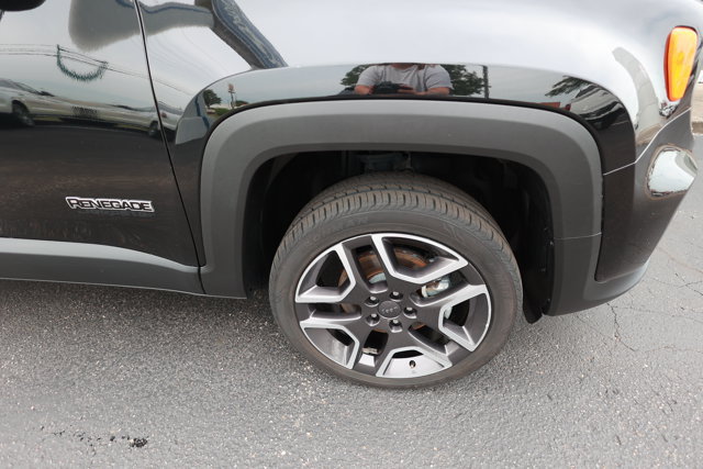 Used 2021 Jeep Renegade Sport AWD/4WD image 3