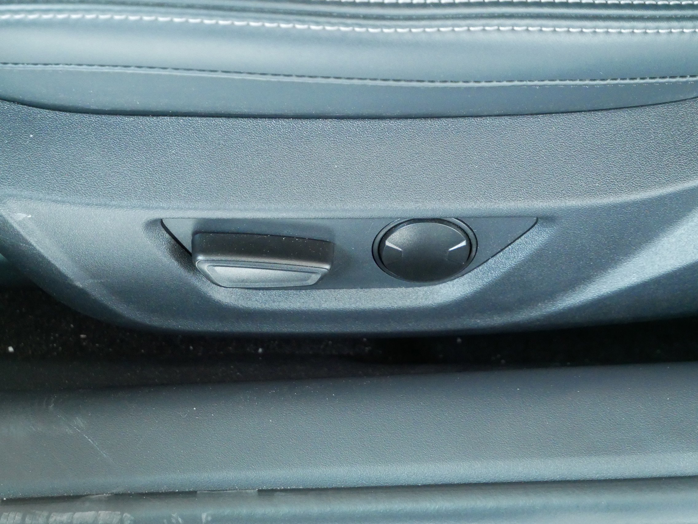 Certified 2025 Ford Mustang GT Premium w/ 60th Anniversary Package image 13