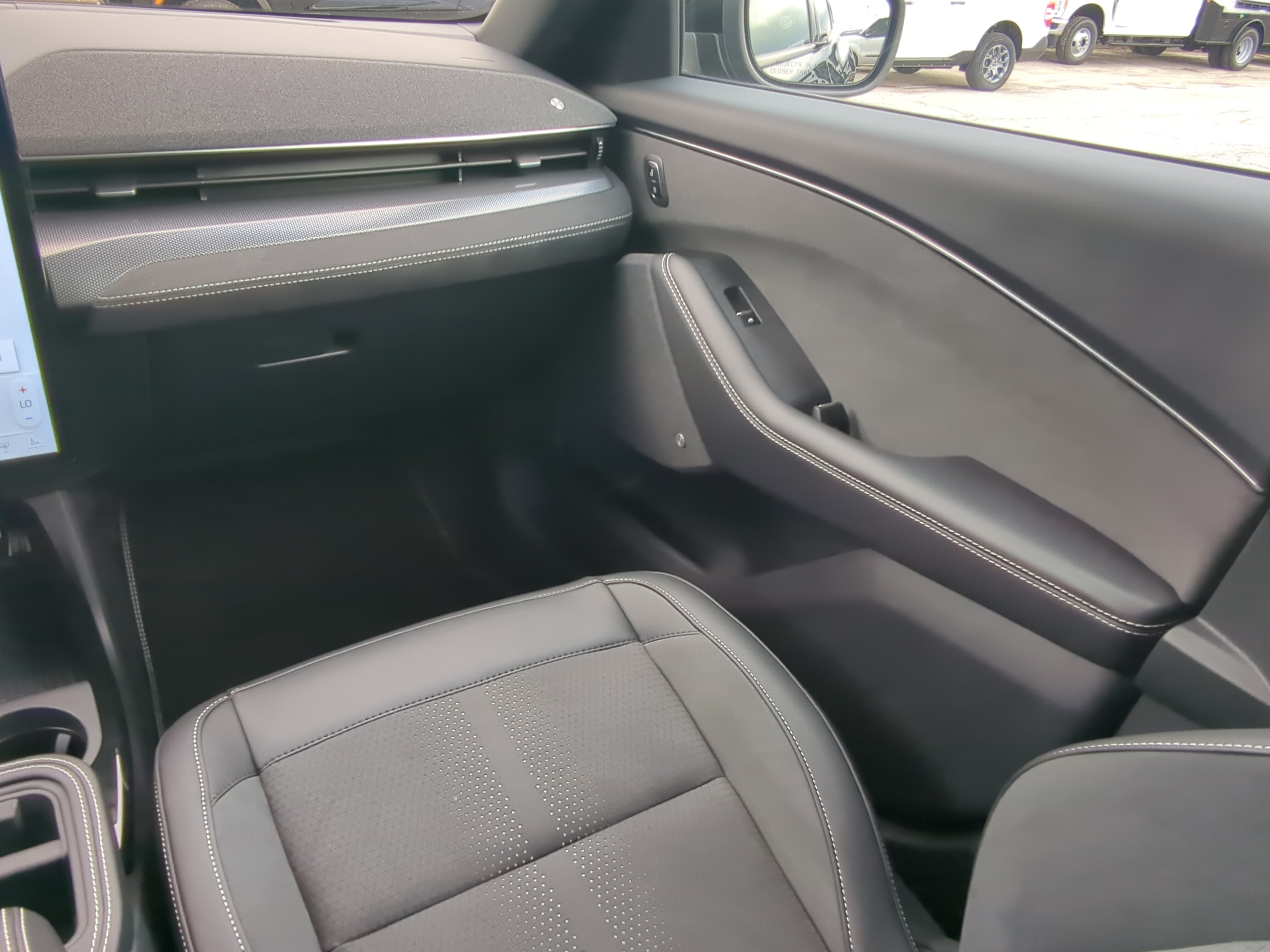 Certified 2025 Ford Mustang Mach-E GT AWD/4WD image 15