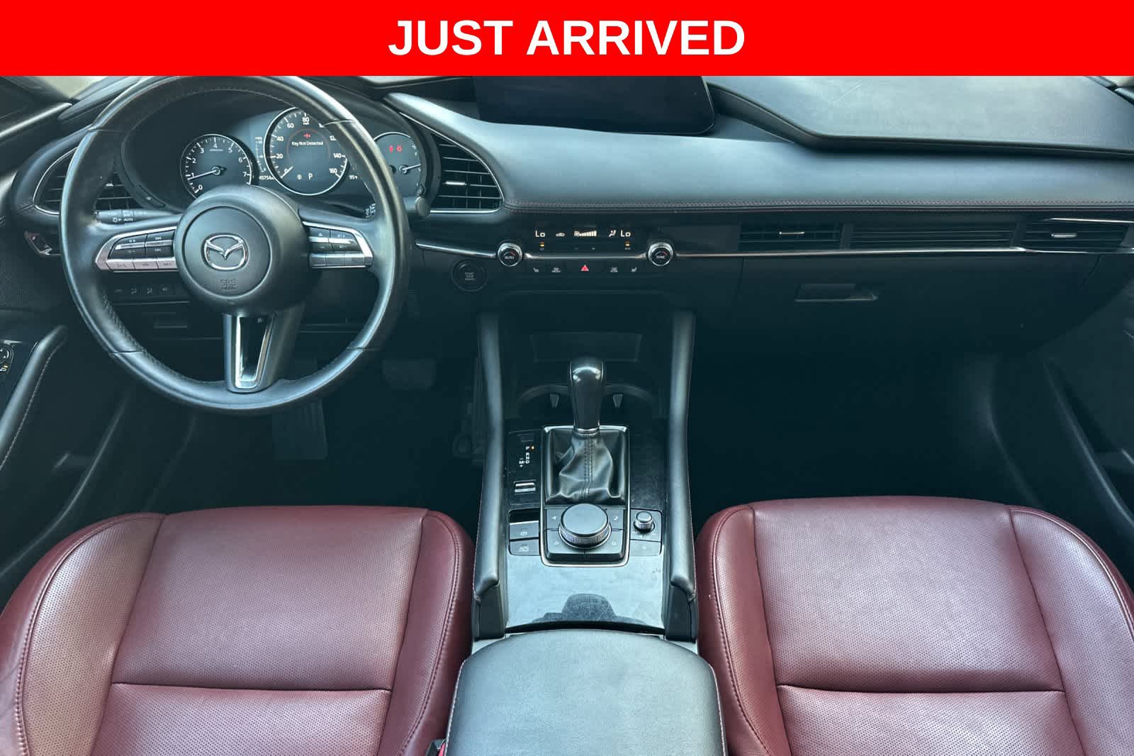 Used 2022 MAZDA MAZDA3 s FWD image 3