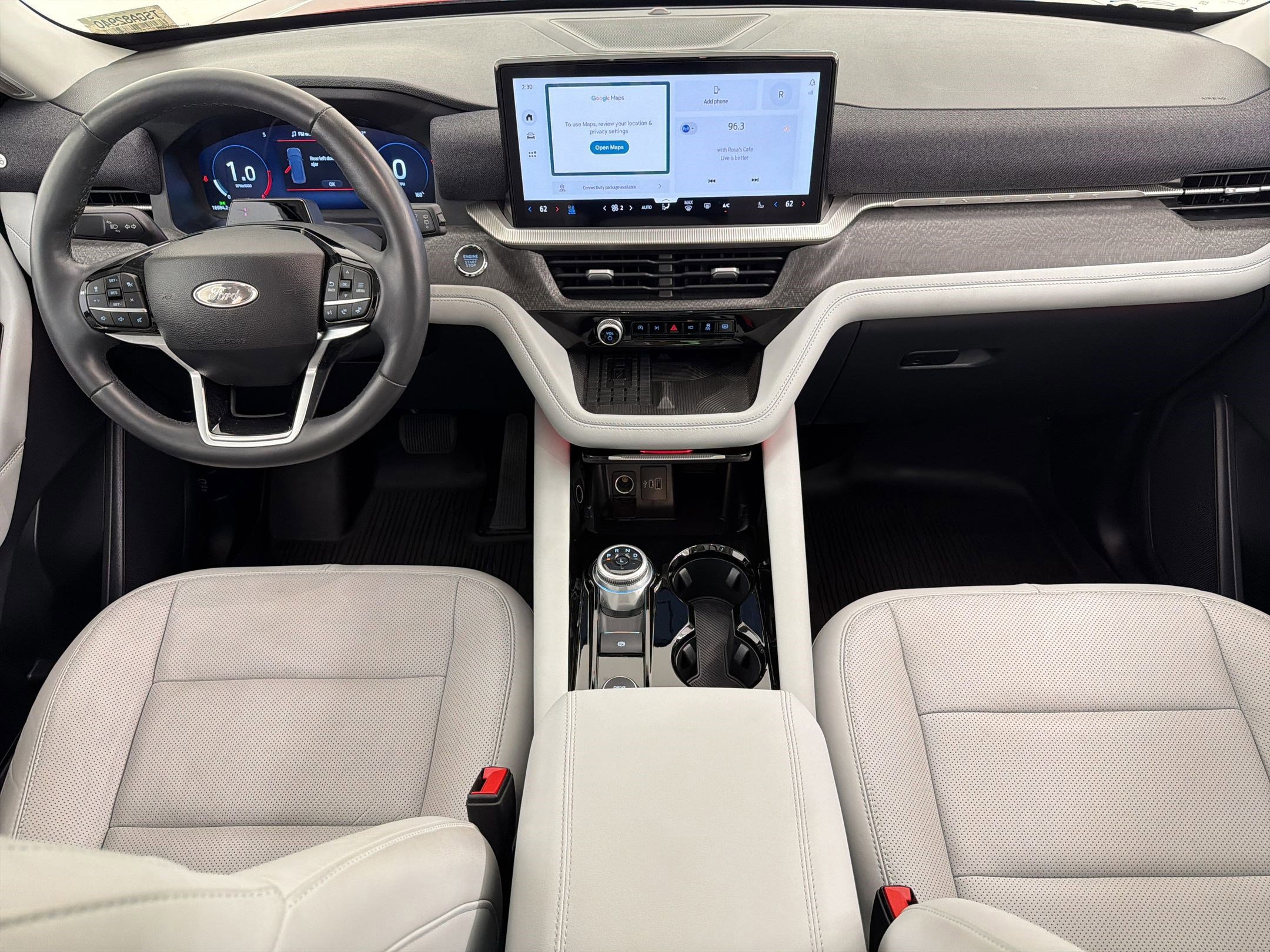 Certified 2025 Ford Explorer Platinum w/ Ultimate Package image 17