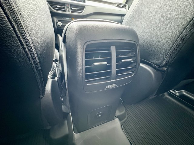 Certified 2025 Ford Escape Platinum w/ Premium Technology Package FWD image 12