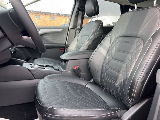 Certified 2023 Ford Escape Platinum w/ Premium Technology Package image 20