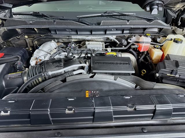 Used 2022 GMC Sierra 3500 SLE w/ SLE Value Package image 28