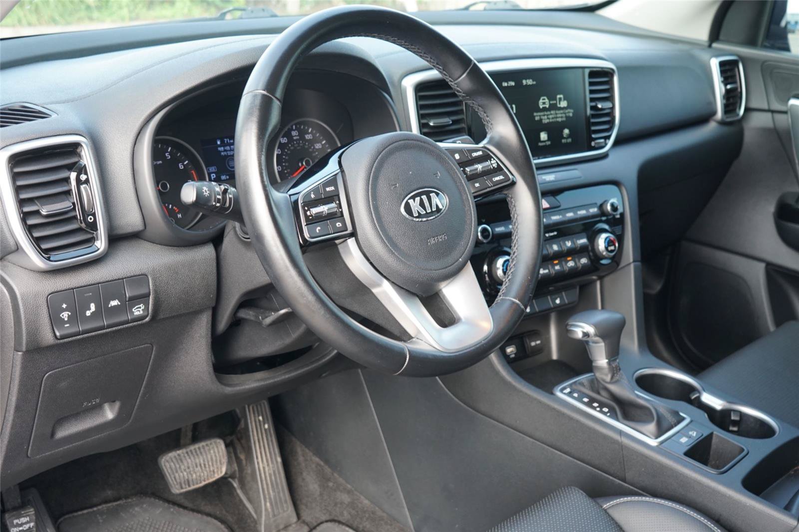 Used 2021 Kia Sportage EX FWD image 9