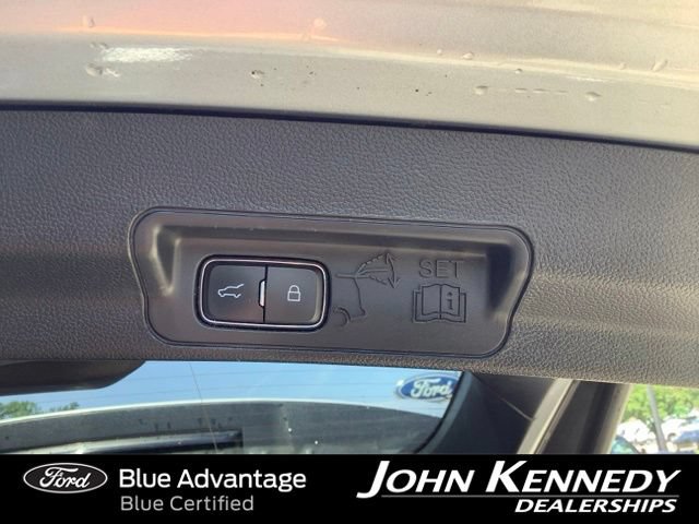Certified 2020 Ford Explorer XLT RWD image 32