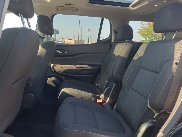 Used 2023 GMC Acadia SLE w/ Driver Convenience Package FWD image 13
