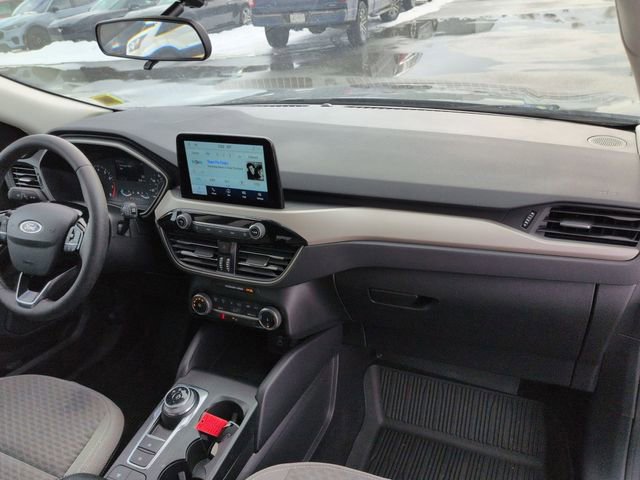 Certified 2022 Ford Escape SE w/ SE Sport Appearance Package image 20