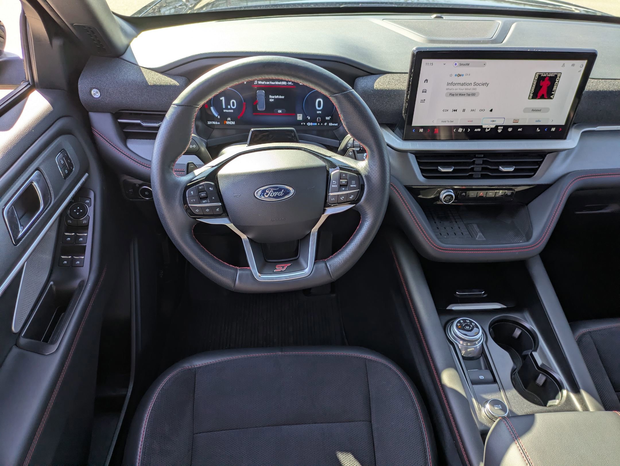 Certified 2025 Ford Explorer ST image 33