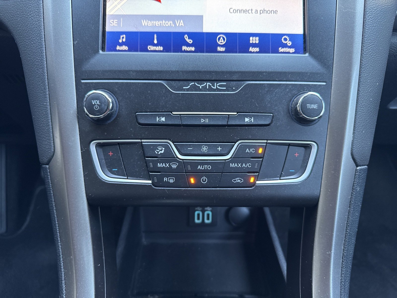 Certified 2019 Ford Fusion SE image 23