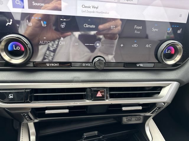 Used 2023 Lexus RX 350 Premium Plus w/ Cold Area Package FWD image 21