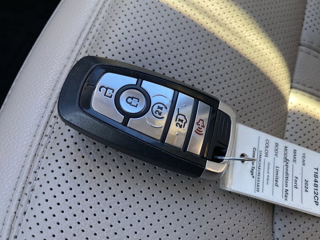 Certified 2024 Ford Expedition Max Limited image 39