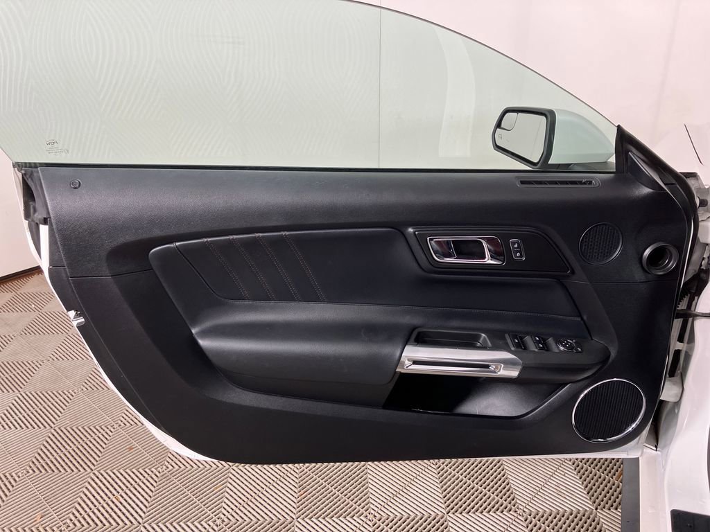 Certified 2017 Ford Mustang GT Premium image 17