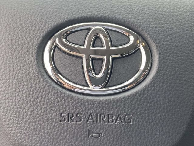 Used 2020 Toyota Highlander XLE FWD image 29