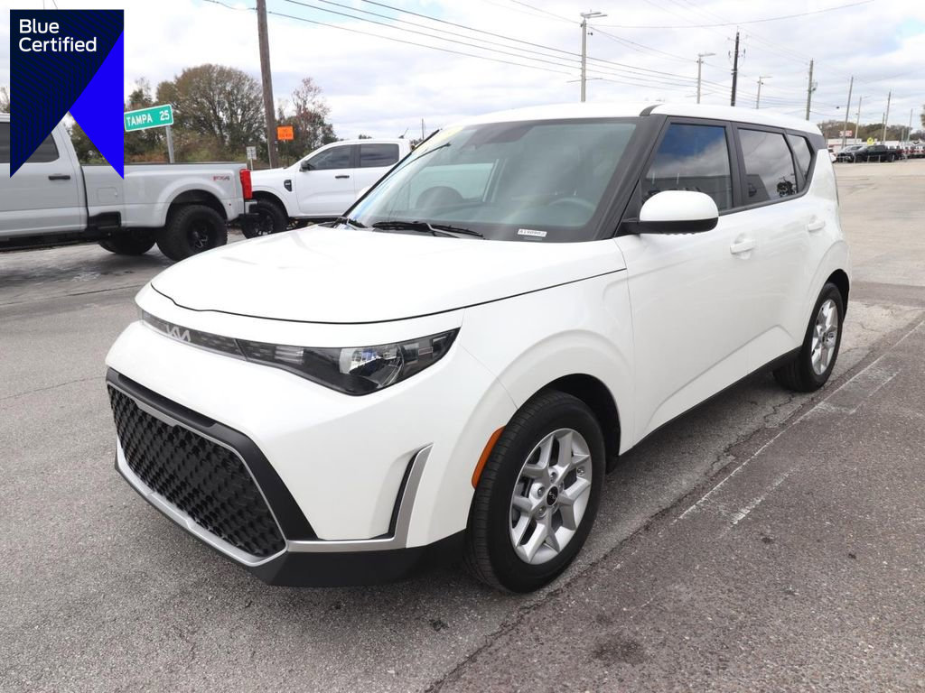 Used 2025 Kia Soul LX w/ LX Technology Package image 1