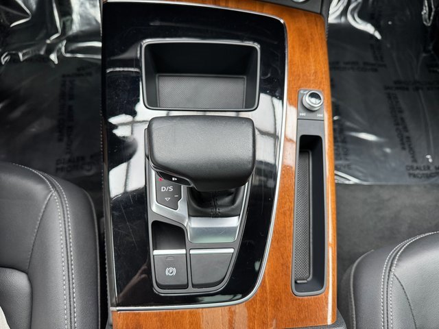 Used 2023 Audi Q5 2.0T Premium Plus image 21